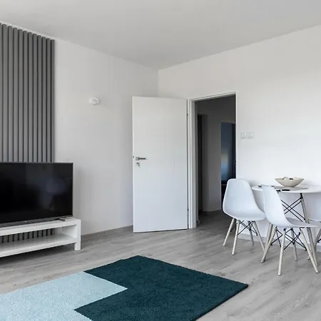 Quadratum By Renters Lejlighed