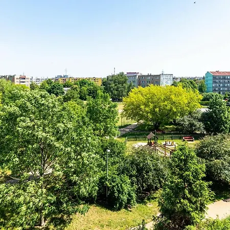 Quadratum By Renters Apartment *